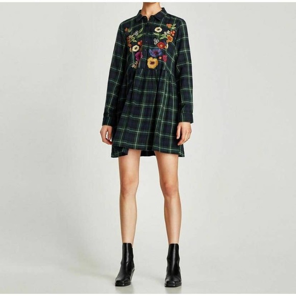 ZARA Dresses & Skirts - Zara Green Plaid Embroidered Floral Dress Small